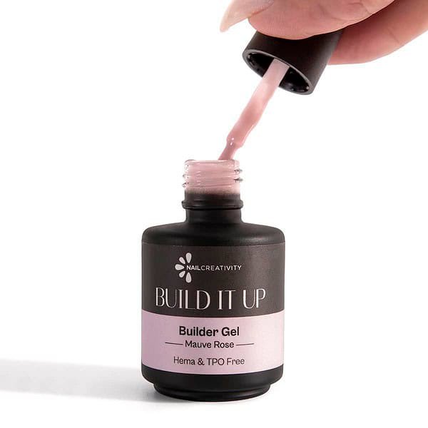 ⁦ג’ל בנייה בבקבוק גוון רוז סגלגל- BUILD IT UP Mauve Rose NAIL CREATIVITY⁩ – תמונה ⁦3⁩